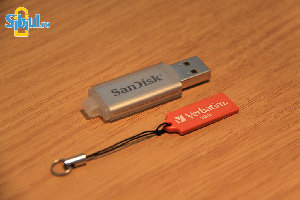 verbatim-vs-sandisk-usb-flash-drive-1.jpg