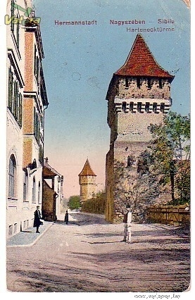 7b2_1_big.Hermannstadt. Harteneckgasse.1917..jpg
