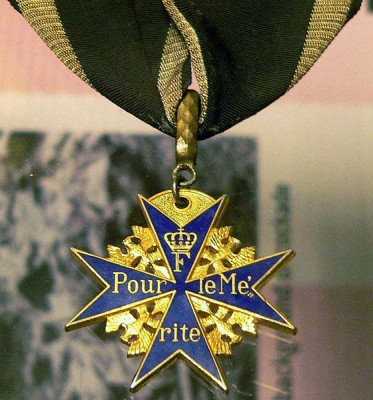 560px-Blue_Max.Ordre Pour le Mérite.jpg